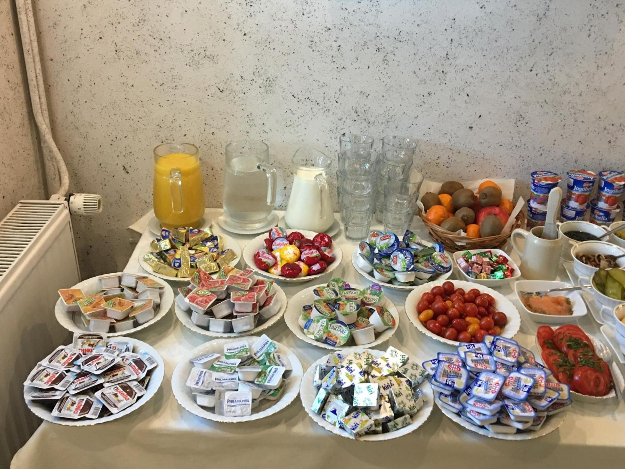 Pensjonat Przy Zamku Człuchów Exteriör bild